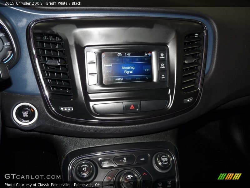 Bright White / Black 2015 Chrysler 200 S