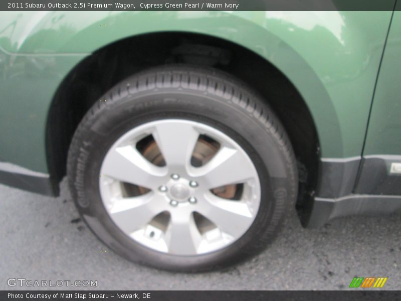 Cypress Green Pearl / Warm Ivory 2011 Subaru Outback 2.5i Premium Wagon