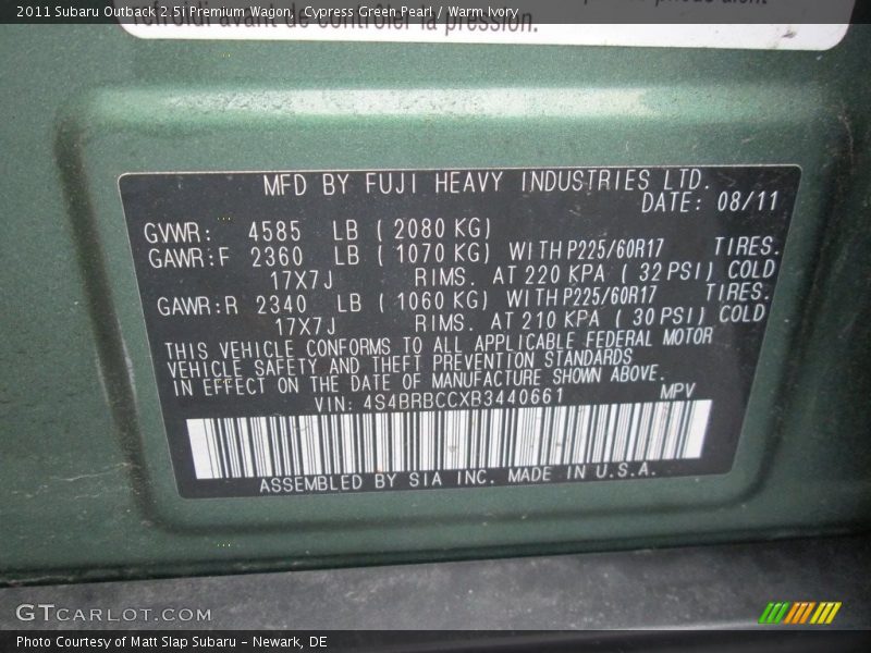 Cypress Green Pearl / Warm Ivory 2011 Subaru Outback 2.5i Premium Wagon