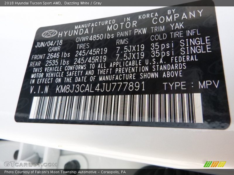 Dazzling White / Gray 2018 Hyundai Tucson Sport AWD