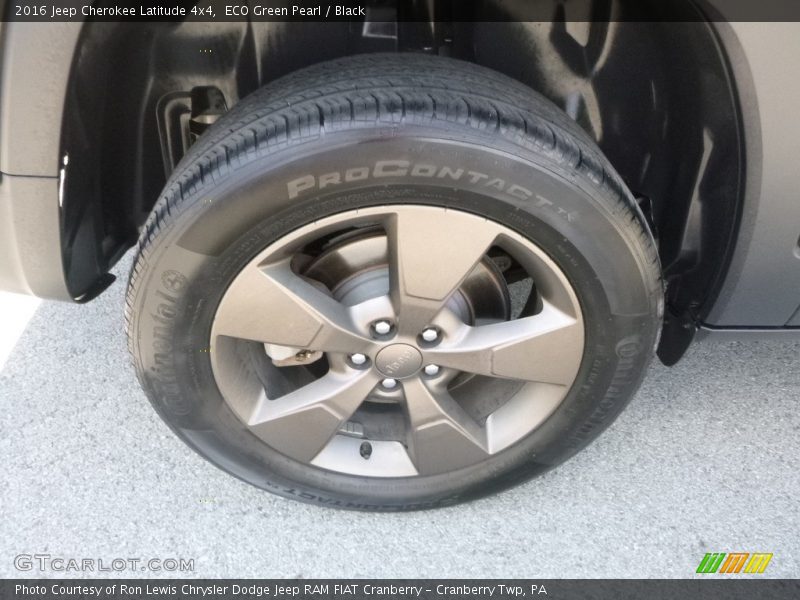 ECO Green Pearl / Black 2016 Jeep Cherokee Latitude 4x4