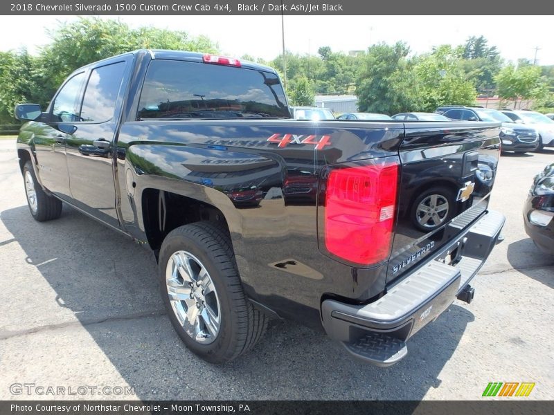 Black / Dark Ash/Jet Black 2018 Chevrolet Silverado 1500 Custom Crew Cab 4x4