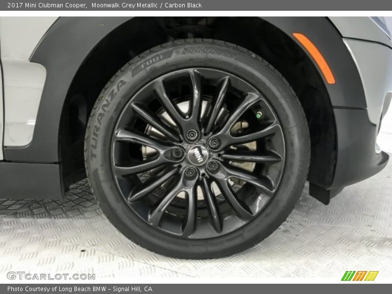 Moonwalk Grey Metallic / Carbon Black 2017 Mini Clubman Cooper