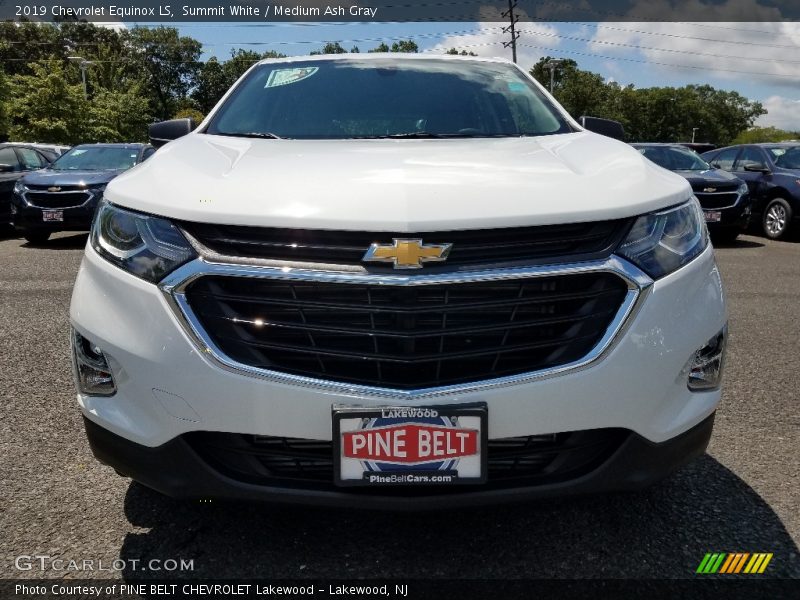 Summit White / Medium Ash Gray 2019 Chevrolet Equinox LS