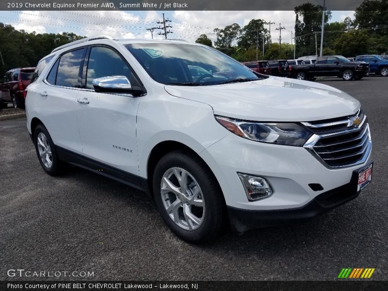 Front 3/4 View of 2019 Equinox Premier AWD