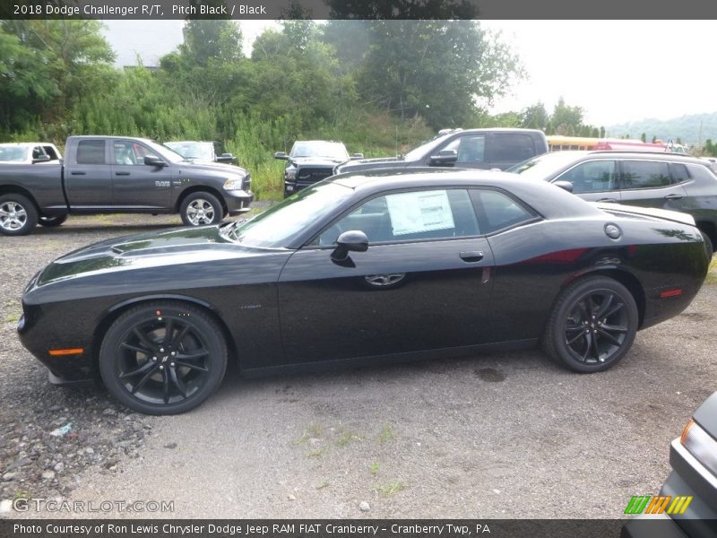 Pitch Black / Black 2018 Dodge Challenger R/T