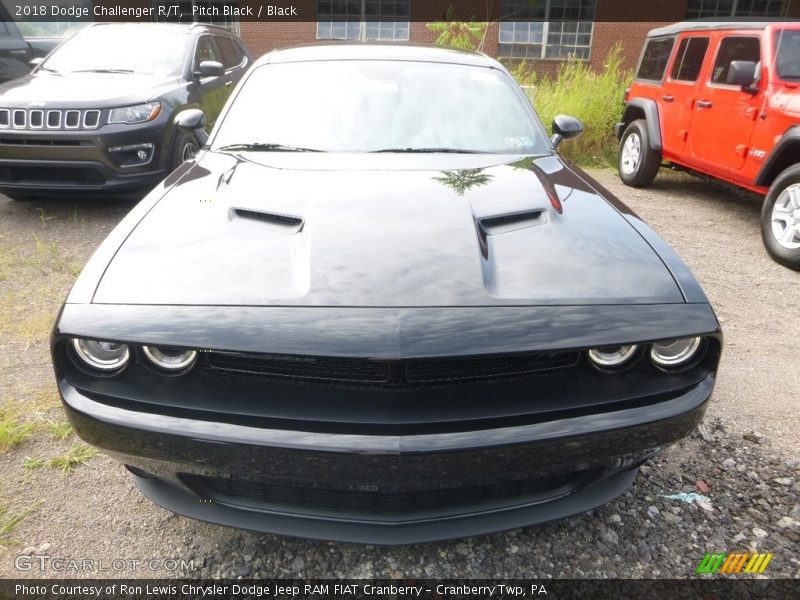 Pitch Black / Black 2018 Dodge Challenger R/T