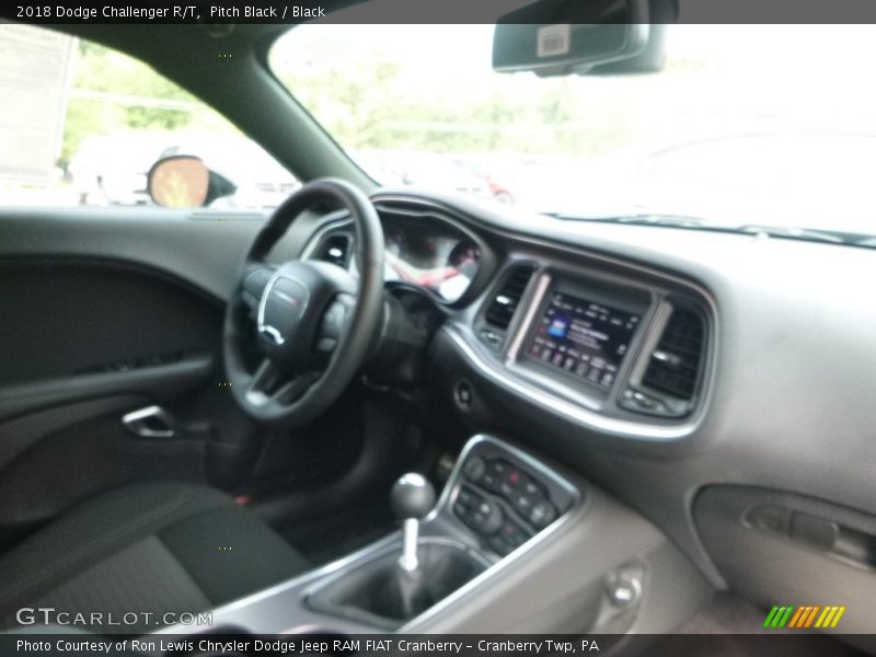 Pitch Black / Black 2018 Dodge Challenger R/T