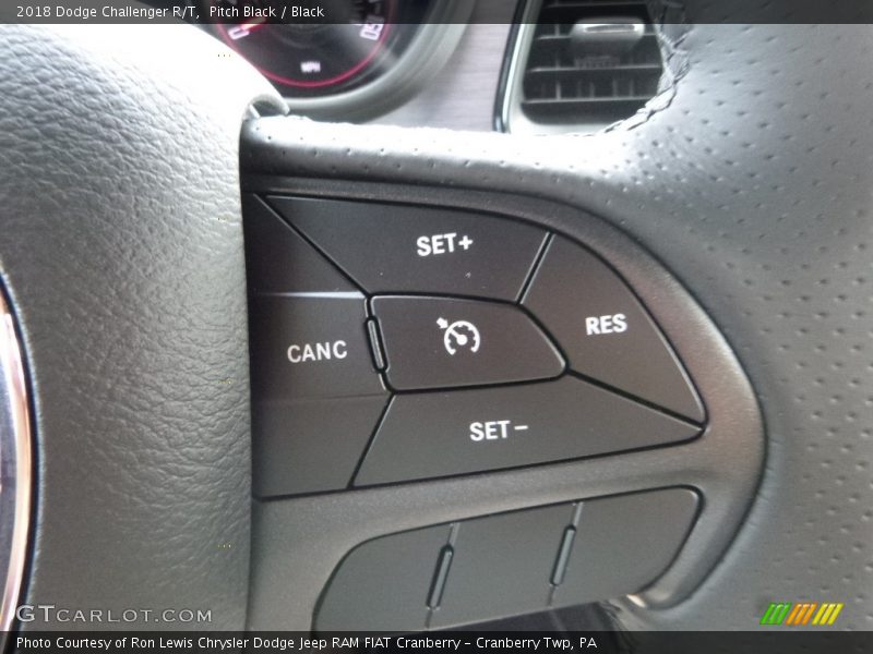 Pitch Black / Black 2018 Dodge Challenger R/T