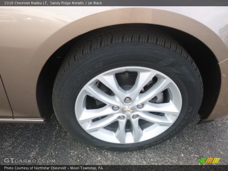 Sandy Ridge Metallic / Jet Black 2018 Chevrolet Malibu LT