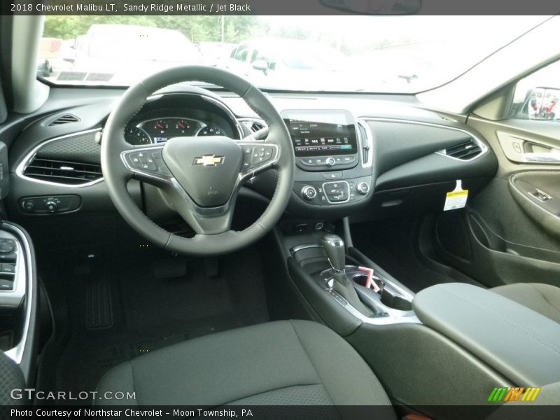 Sandy Ridge Metallic / Jet Black 2018 Chevrolet Malibu LT