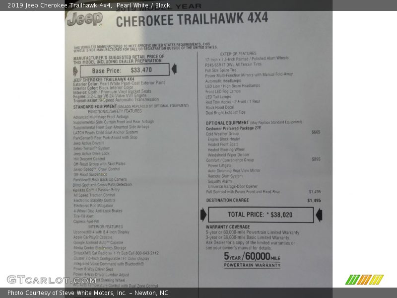 Pearl White / Black 2019 Jeep Cherokee Trailhawk 4x4