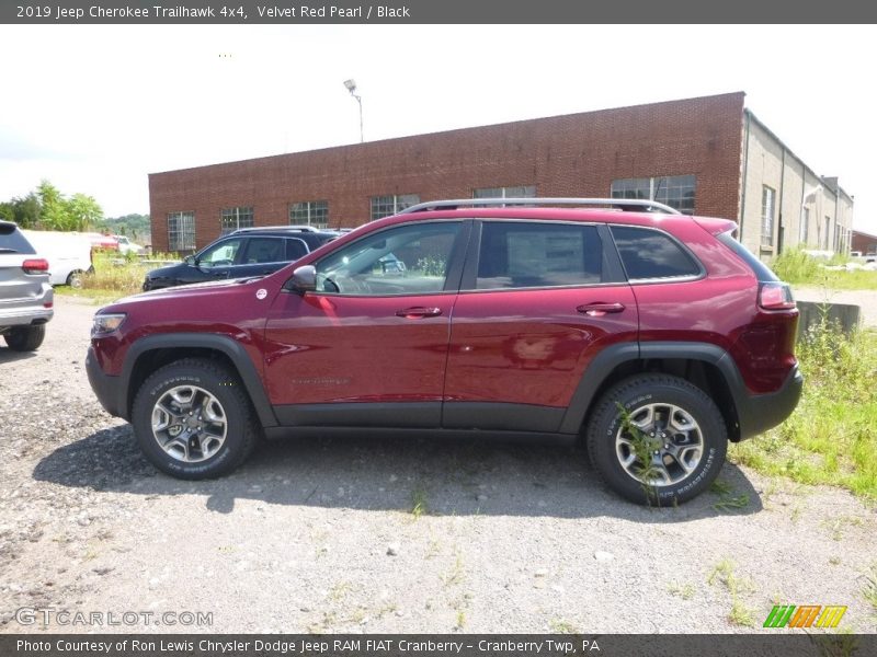 Velvet Red Pearl / Black 2019 Jeep Cherokee Trailhawk 4x4