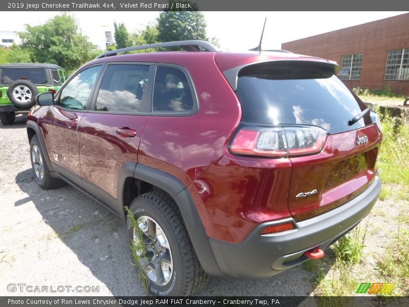 Velvet Red Pearl / Black 2019 Jeep Cherokee Trailhawk 4x4