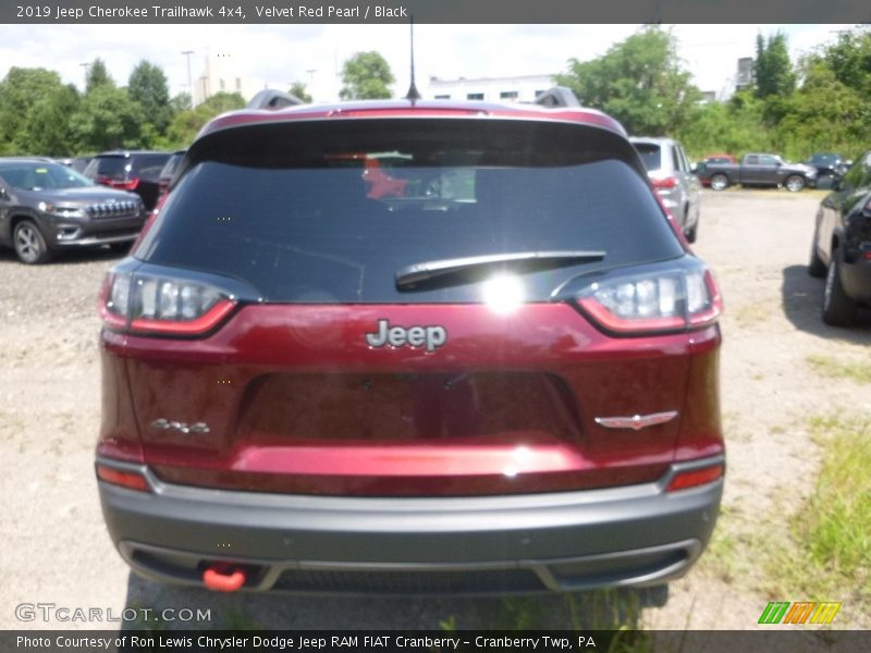 Velvet Red Pearl / Black 2019 Jeep Cherokee Trailhawk 4x4