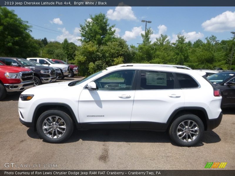 Bright White / Black 2019 Jeep Cherokee Latitude Plus 4x4