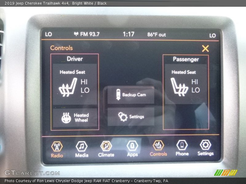 Bright White / Black 2019 Jeep Cherokee Trailhawk 4x4