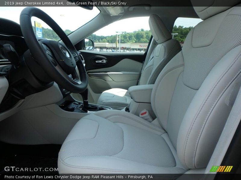 Olive Green Pearl / Black/Ski Grey 2019 Jeep Cherokee Limited 4x4