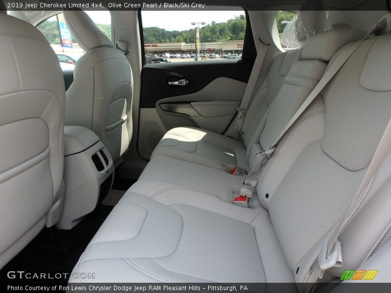 Olive Green Pearl / Black/Ski Grey 2019 Jeep Cherokee Limited 4x4