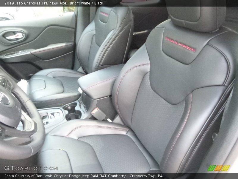 Bright White / Black 2019 Jeep Cherokee Trailhawk 4x4