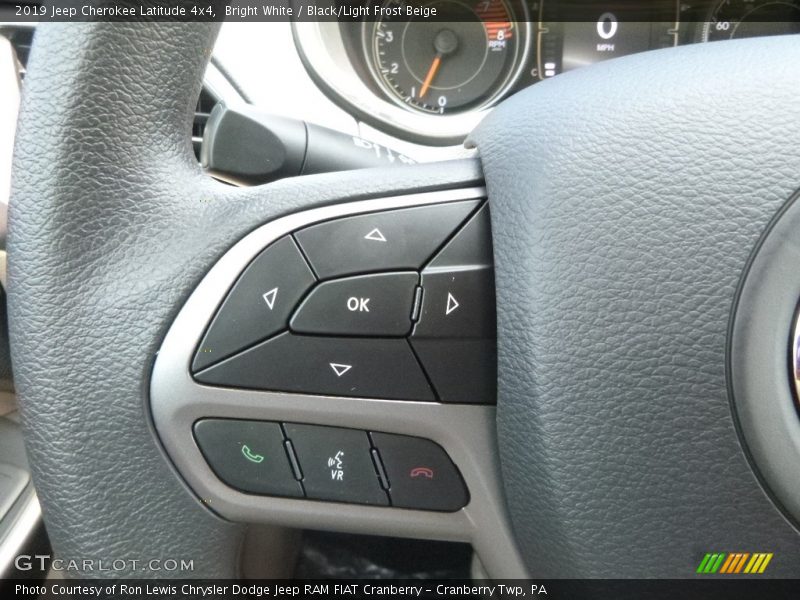 Bright White / Black/Light Frost Beige 2019 Jeep Cherokee Latitude 4x4