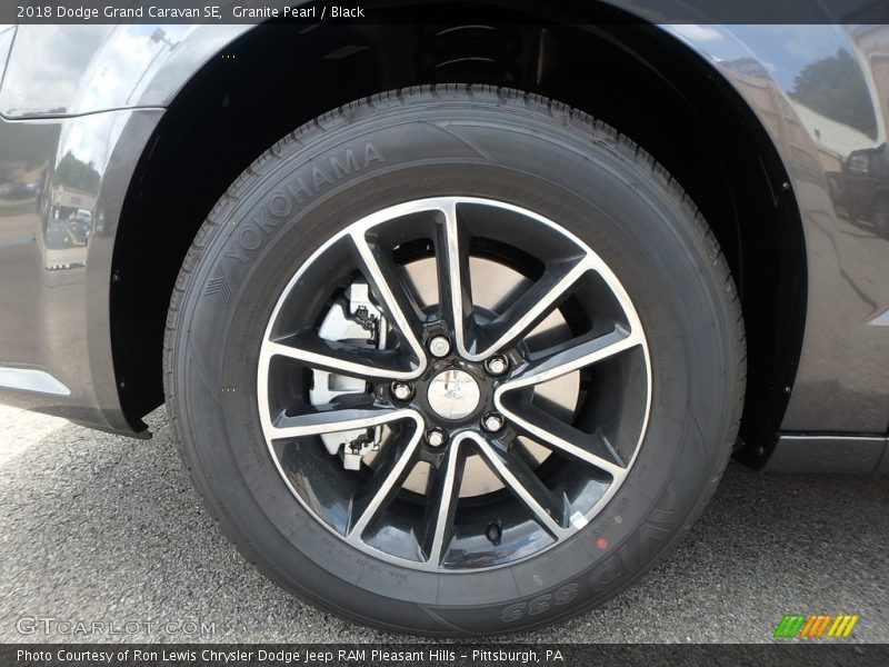 Granite Pearl / Black 2018 Dodge Grand Caravan SE