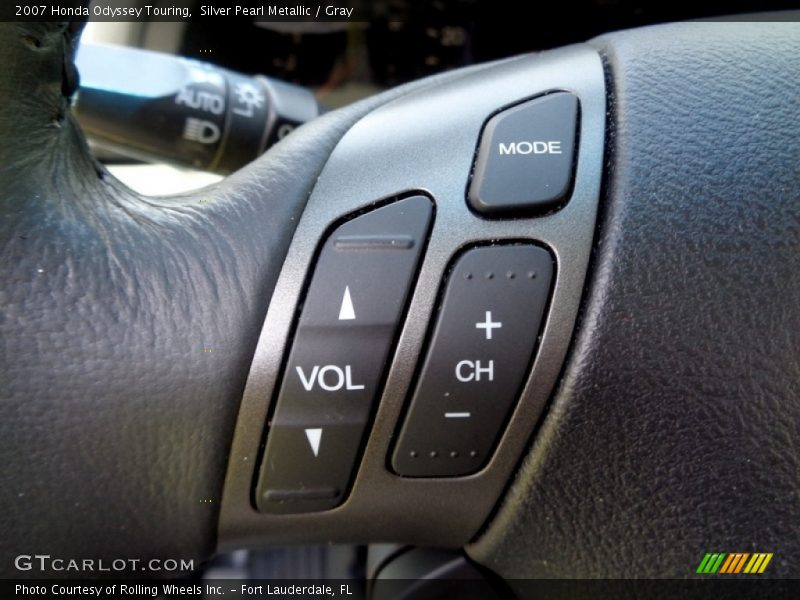 Silver Pearl Metallic / Gray 2007 Honda Odyssey Touring