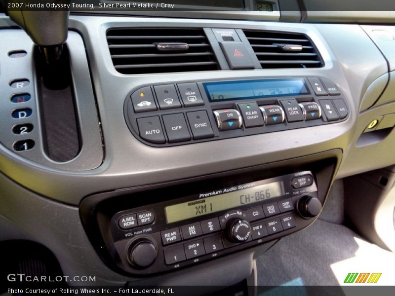 Silver Pearl Metallic / Gray 2007 Honda Odyssey Touring