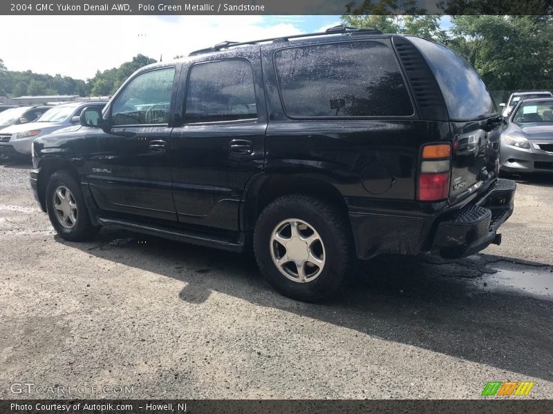 Polo Green Metallic / Sandstone 2004 GMC Yukon Denali AWD