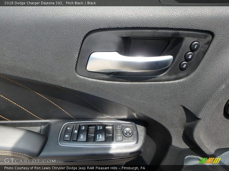 Pitch Black / Black 2018 Dodge Charger Daytona 392