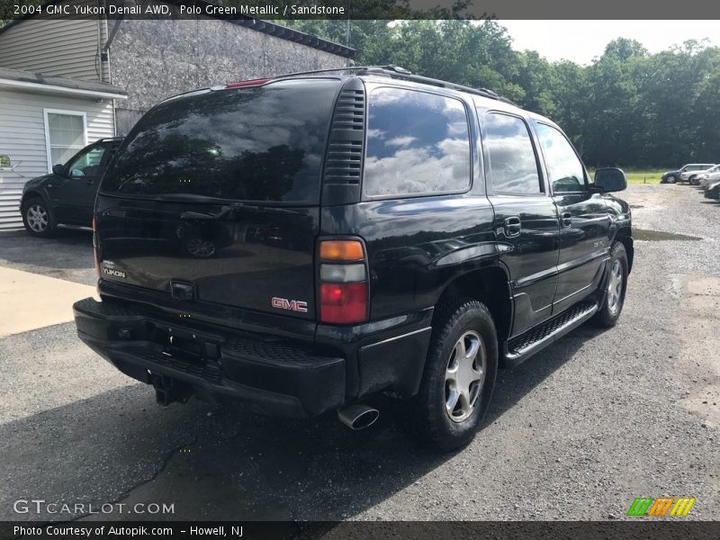 Polo Green Metallic / Sandstone 2004 GMC Yukon Denali AWD