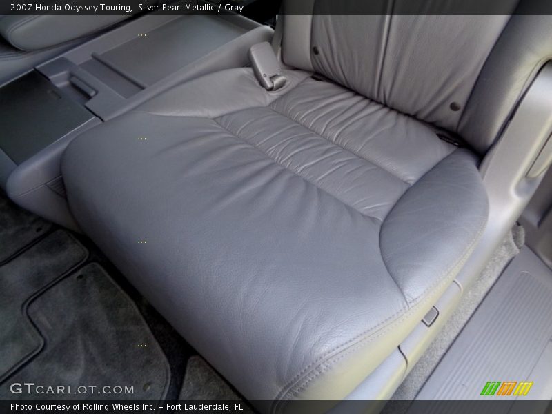 Silver Pearl Metallic / Gray 2007 Honda Odyssey Touring