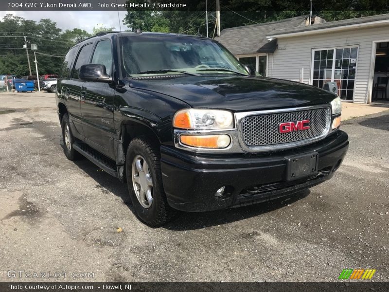 Polo Green Metallic / Sandstone 2004 GMC Yukon Denali AWD