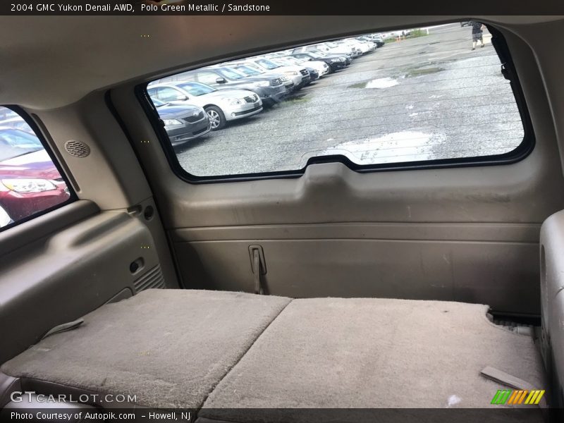 Polo Green Metallic / Sandstone 2004 GMC Yukon Denali AWD