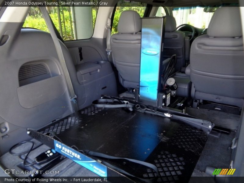 Silver Pearl Metallic / Gray 2007 Honda Odyssey Touring