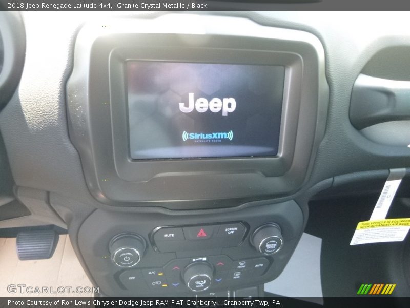 Granite Crystal Metallic / Black 2018 Jeep Renegade Latitude 4x4