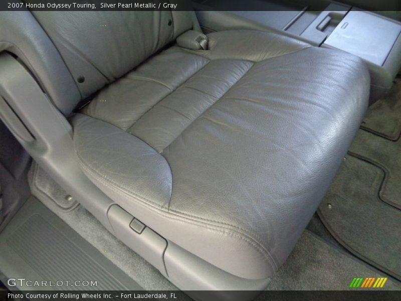 Silver Pearl Metallic / Gray 2007 Honda Odyssey Touring