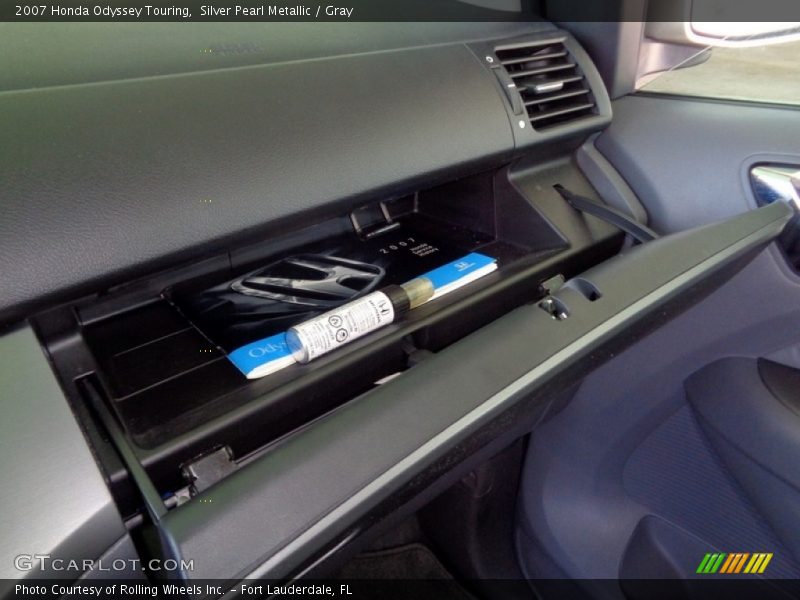 Silver Pearl Metallic / Gray 2007 Honda Odyssey Touring