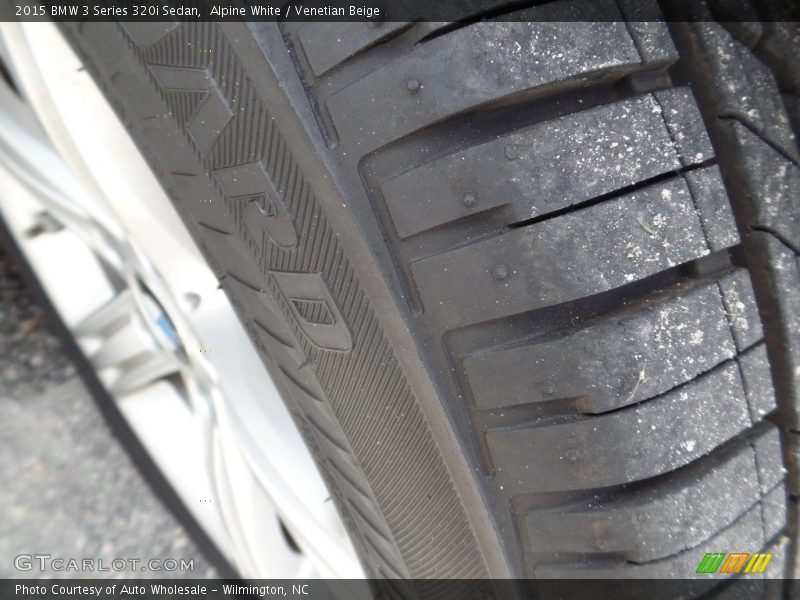 Alpine White / Venetian Beige 2015 BMW 3 Series 320i Sedan