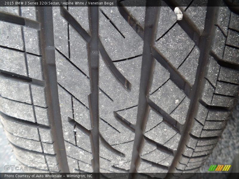 Alpine White / Venetian Beige 2015 BMW 3 Series 320i Sedan