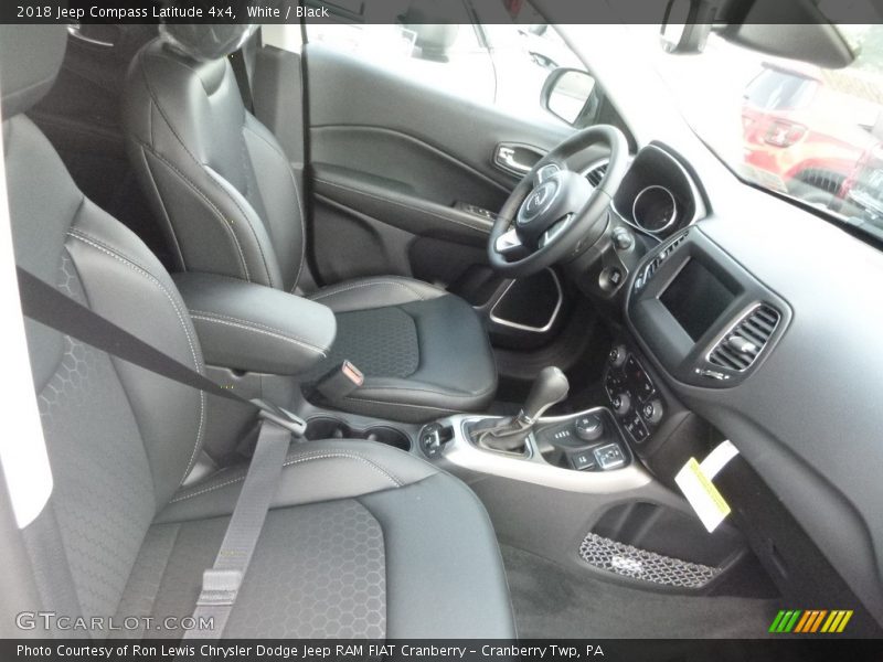 White / Black 2018 Jeep Compass Latitude 4x4