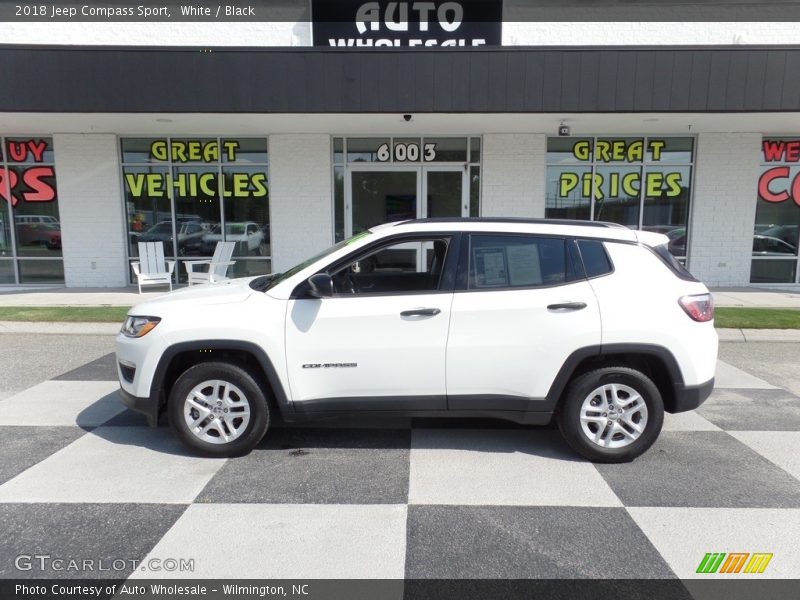 White / Black 2018 Jeep Compass Sport