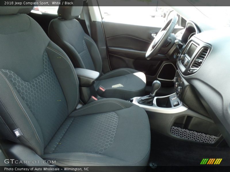 White / Black 2018 Jeep Compass Sport