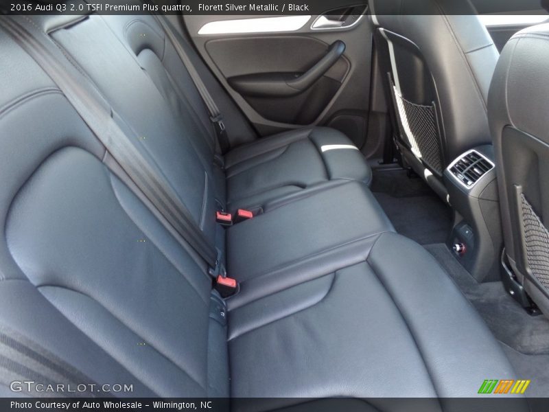 Florett Silver Metallic / Black 2016 Audi Q3 2.0 TSFI Premium Plus quattro