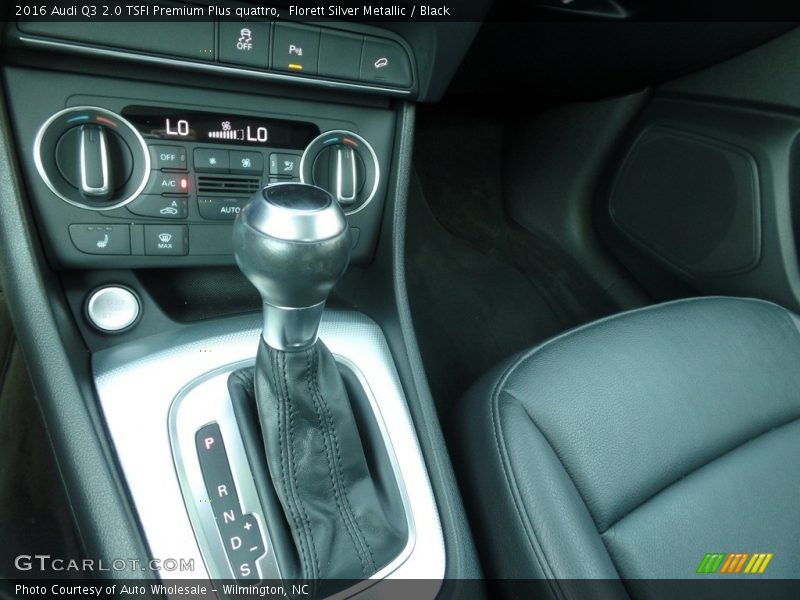 Florett Silver Metallic / Black 2016 Audi Q3 2.0 TSFI Premium Plus quattro