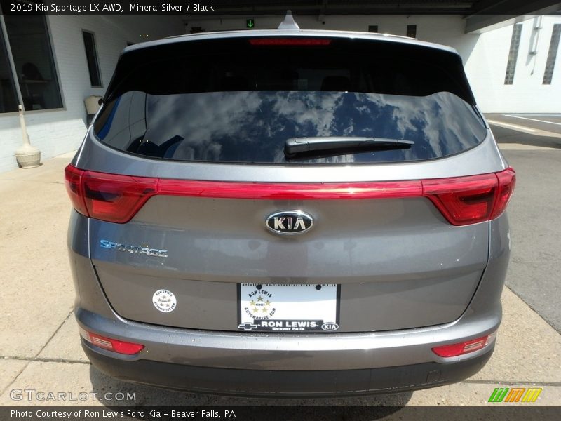 Mineral Silver / Black 2019 Kia Sportage LX AWD