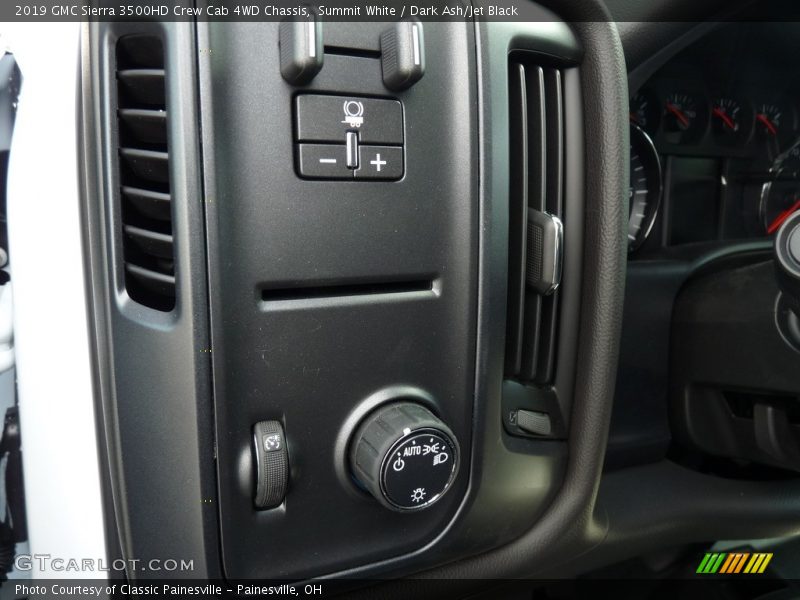Summit White / Dark Ash/Jet Black 2019 GMC Sierra 3500HD Crew Cab 4WD Chassis