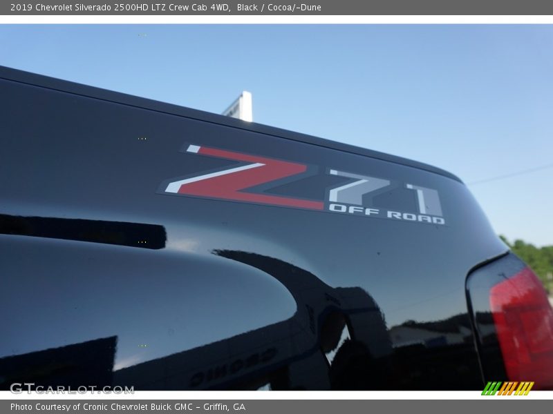 Black / Cocoa/­Dune 2019 Chevrolet Silverado 2500HD LTZ Crew Cab 4WD