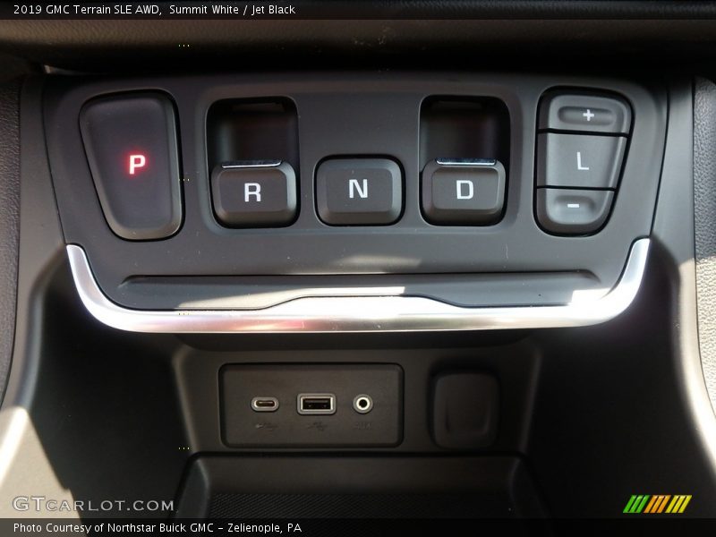 Summit White / Jet Black 2019 GMC Terrain SLE AWD