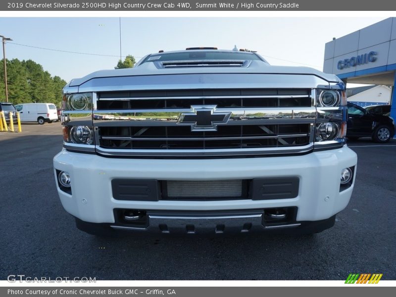 Summit White / High Country Saddle 2019 Chevrolet Silverado 2500HD High Country Crew Cab 4WD